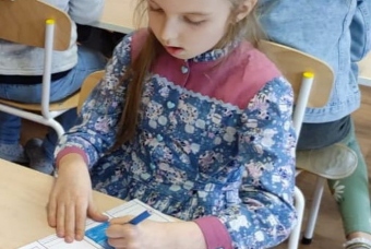 09