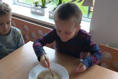 Czyste ręce (Turka, 2020)