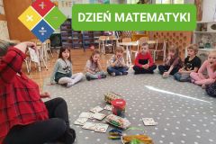 Dzień Matematyki w gr. Pszczółki (Owocowa, 2022)