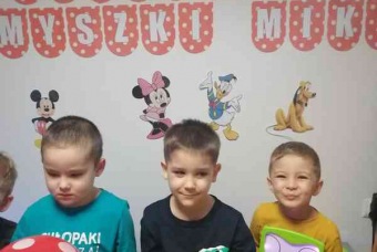 33