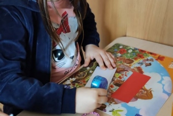 25
