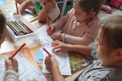 Początek roku przedszkolnego w starszych grupach, czyli gr. Wiewiórki i Pszczółki (Owocowa, 2021)