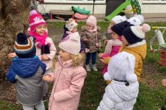 Pomagamy zwierzętom zimą - gr. "Słoneczka" (Koryznowej, 2021)