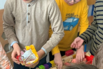 06