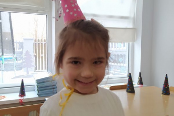 23