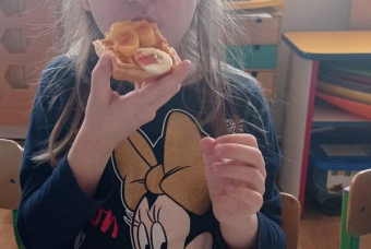 18