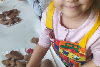 21