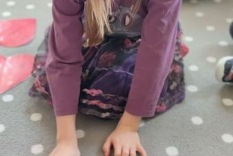 23