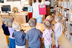 Wyjście do biblioteki,  grupa "Króliczki" (Turka, 2022)