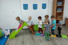 Zajęcia ruchowe z integracją sensoryczną (Turka, 2020)