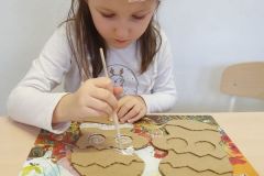 ,,Zimowe rękawiczki, czyli eko - praca plastyczna" w gr. Wiewiórki (Owocowa, 2022)