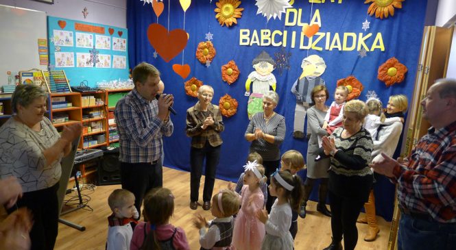 Dzień Babci i Dziadka w grupie „Żabki”