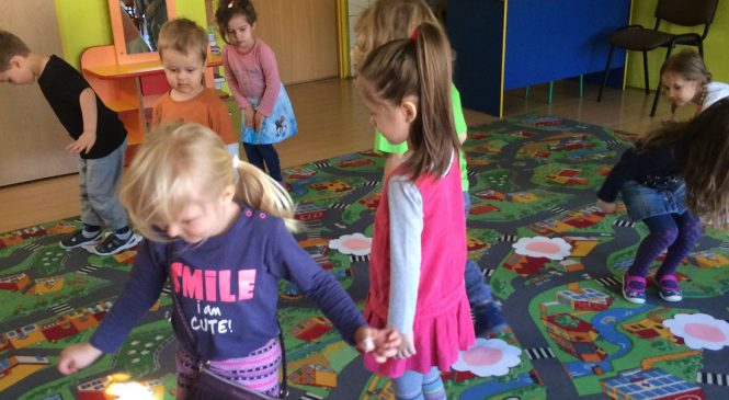 Pszczółki na kwiatkach – grupa „Misie”