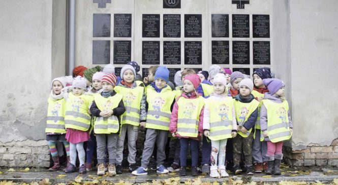 Wyjście na cmentarz