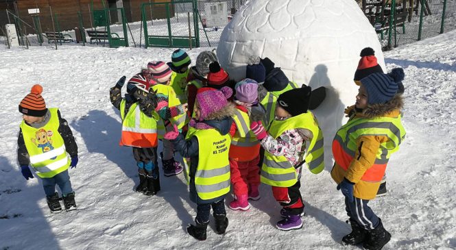Zabawa w igloo – grupy „Misie” i „Króliczki”