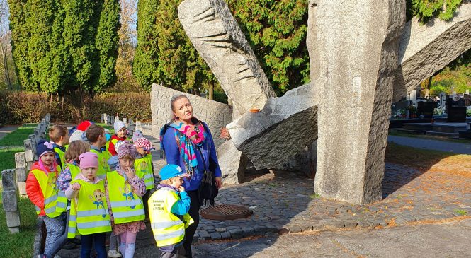 Akcja „Szkoła pamięta” w naszym przedszkolu