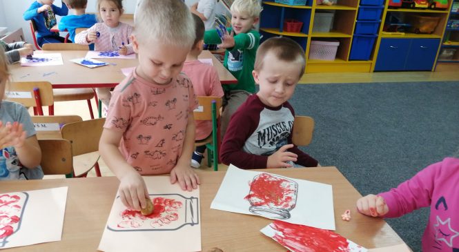 Pełna spiżarnia w grupie „Żabek”