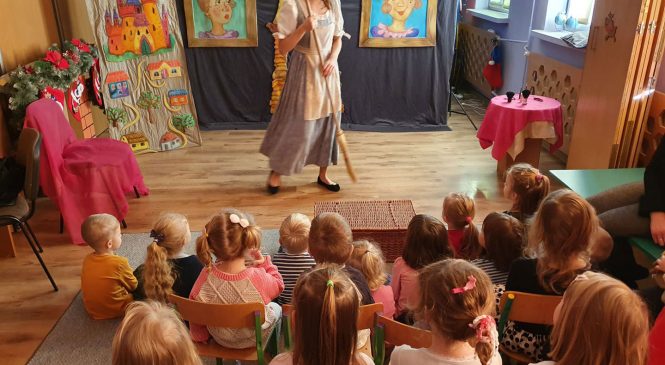 Teatrzyk „Pod Jabłonią”