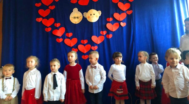 Dzień Babci i Dziadka gr. Żabki i Wiewiórki