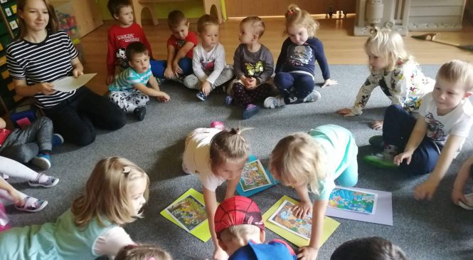 Dzień Postaci z Bajek – gr. „Słoneczka” i „Motylki”