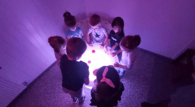 Zabawy polisensoryczne w grupie Żabek