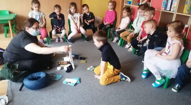 Zajęcia z edukacji kynologicznej – gr. „Słoneczka” i „Motylki” ☀️🦋🐕