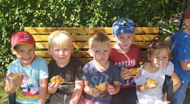 Włoskie smaki i zapachy – gr. „Słoneczka” i „Motylki” ☀️🦋🇮🇹🍕