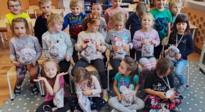 Dzień Dziewczynek w gr. Pszczółki 👸🐝👸