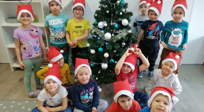 Przygotowania do świąt w grupie Żabek 🎄