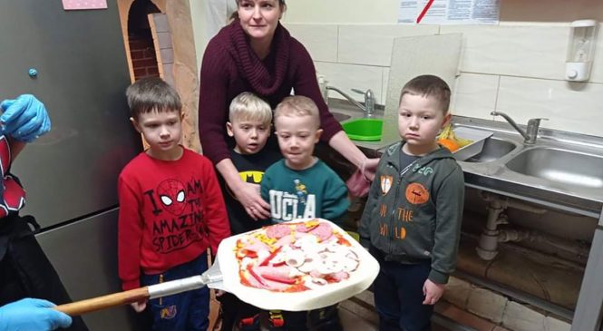 Dzień Pizzy w gr. Motylki