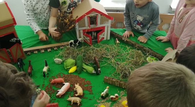 Na naszym podwórku – gr. Żabki 🐤🦆🐮🐷