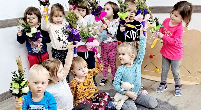 Palmy wielkanocne w grupie „Króliczki”