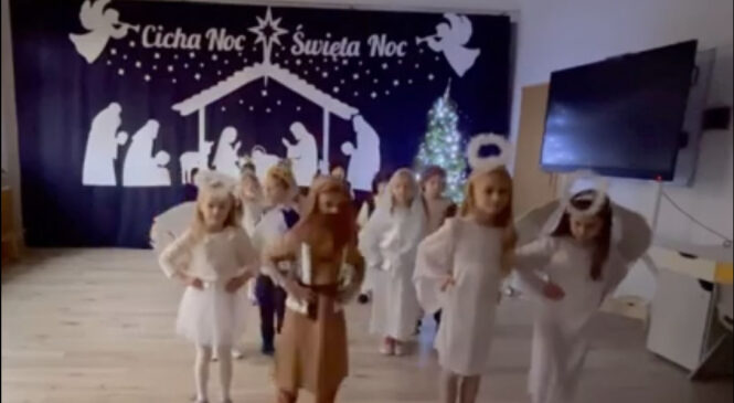 Jasełka gr. Motylki i Słoneczka