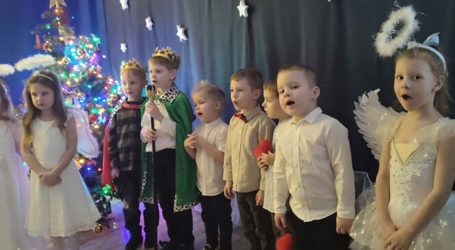 Jasełka gr. Wiewiórki i Pszczółki