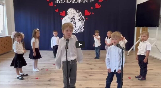 Dzień Mamy i Taty 🩷🩵Grupa ,,Słoneczka” 🌞